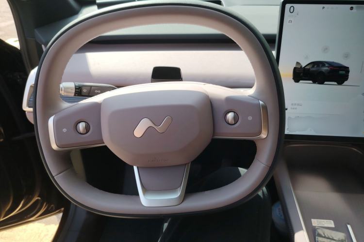 Used ONVO L60 2024 60 kWh Rear-Drive Version
