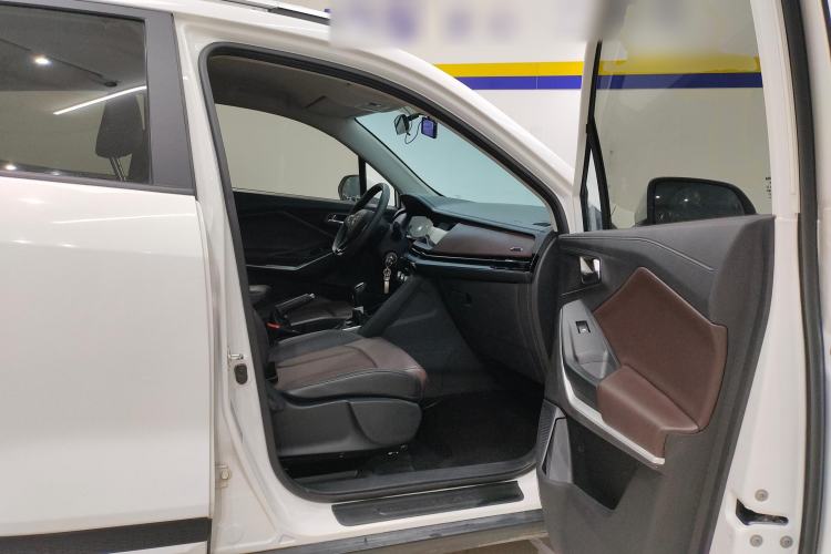 Used Changan CS15 2019 1.5L Manual Entry-Level Version China VI Standard
