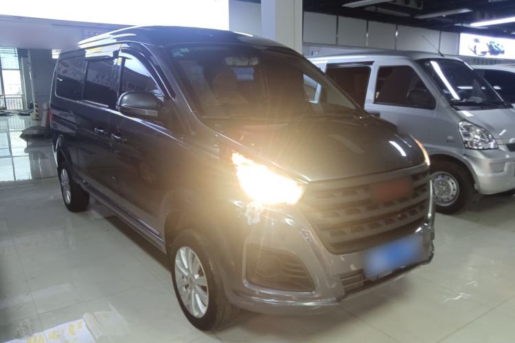 Used Jinbei Gold Hiace M Classic 2022 1.5L Engineering Lion Passenger Vehicle 5 Seats
