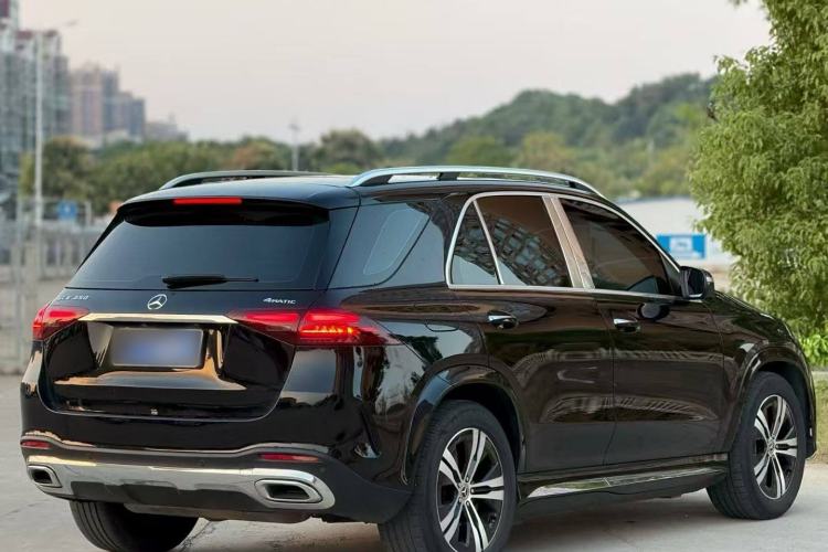 Used Mercedes-Benz GLE 2024 GLE 350 4MATIC Stylish Model
