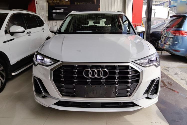 Used Audi Q3 2021 35 TFSI Progressive Dynamic Edition
