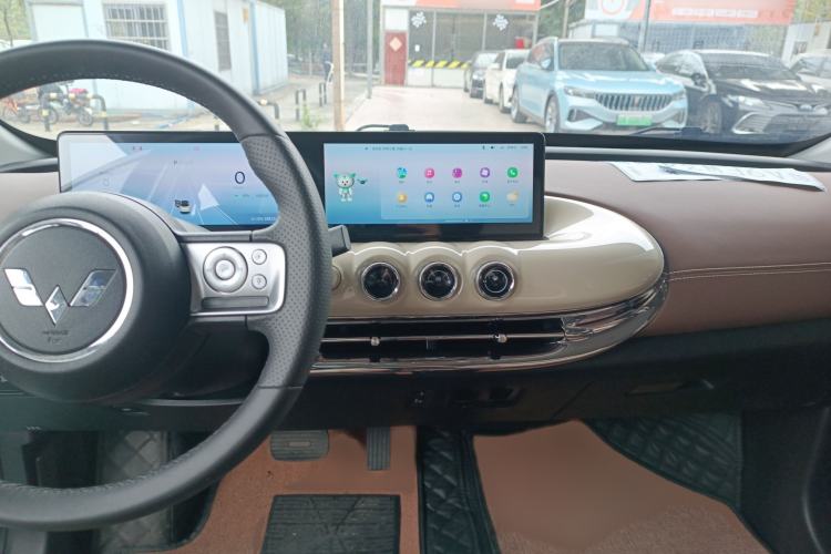 Used Wuling Bingo 2023 333 km Lingxi Connected+ Version
