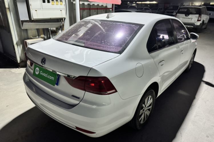 Used Volkswagen Santana 2016 1.4L Manual Fashion Edition
