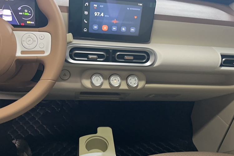 Used Wuling Hongguang MINIEV 2024 3rd Generation 215km Advanced Version
