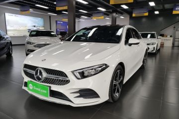 Used Mercedes-Benz A-Class 2022 Revised Version A 200 L Sport Sedan Fashionable Style