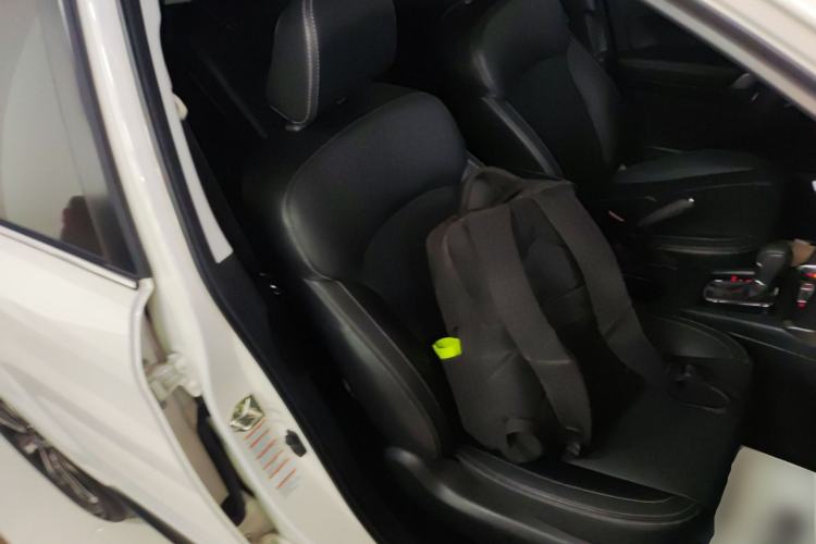 Used Subaru Forester 2018 2.5i Luxury Navigation Edition with EyeSight
