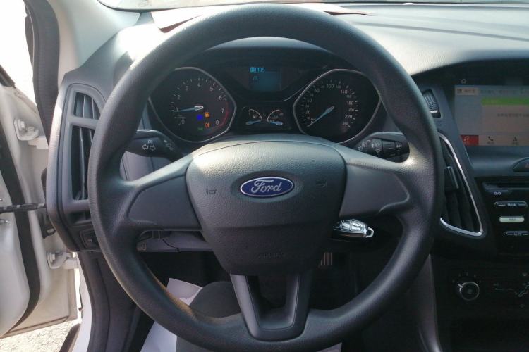 Used Ford Focus 2018 Hatchback Classic 1.6L Automatic Comfort Plus SmartDrive Edition