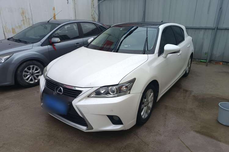 Used Lexus CT 2014 CT200h Comfort Edition Two-Tone
