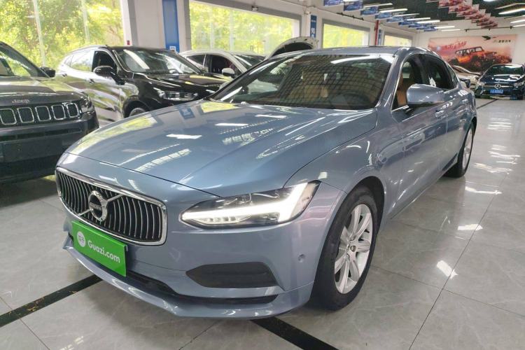Used Volvo S90 2017 T4 Zhiyi Edition
