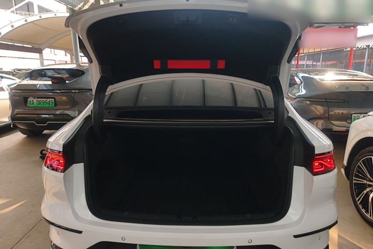 Used BYD Han 2023 EV Champion Edition 605KM Front-Drive Premium Model
