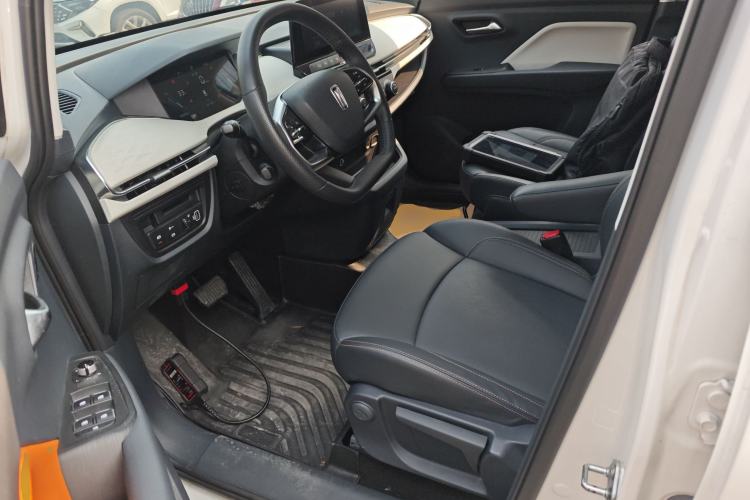 Used Bestune NAT 2023 PRO Comfort Travel Extended Version 425km