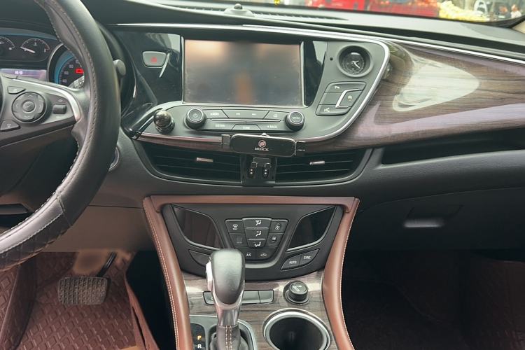 Used Buick Envision 2017 20T Two-Wheel Drive Luxury Model
