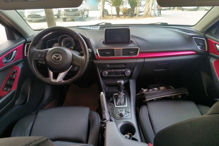 Used Mazda Mazda 3 Axela 2014 Sedan 1.5L Automatic Luxury Model
