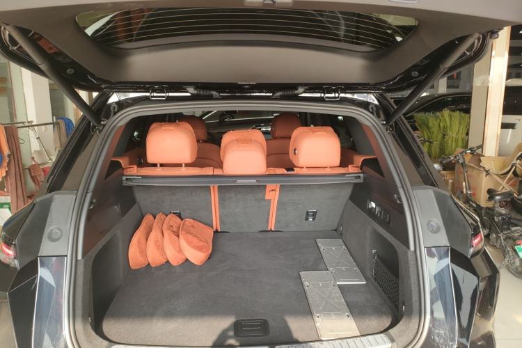 Used Li Auto L7 2025 Max Smart Refresh Edition
