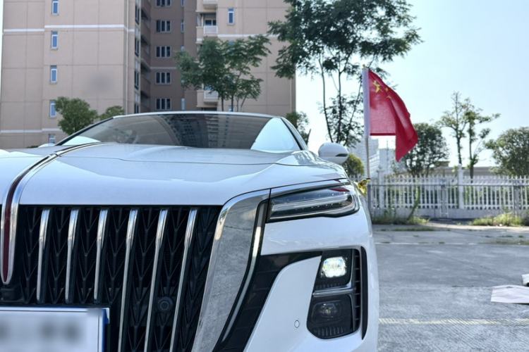 Used Hongqi H5 2023 1.5T HEV Smart Connect Flagship Edition