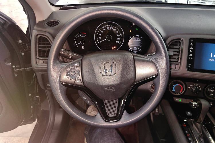 Used Honda Vezel 2020 1.5L CVT Luxury Edition
