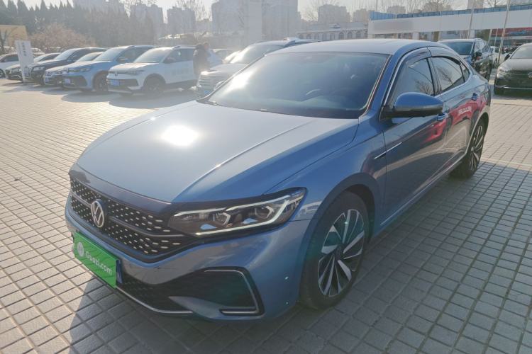 Used Volkswagen Passat 2022 330TSI Starry Luxury Edition