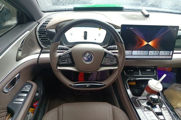 Used BYD Han 2024 DM-i Glory Edition 121KM Prestige Model
