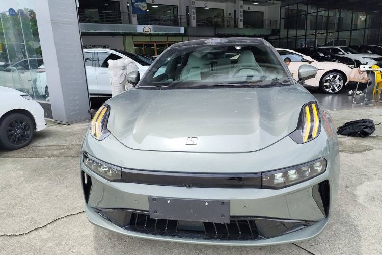 Used Zeekr 001 2025 WE Edition 100 kWh Rear-Wheel Drive
