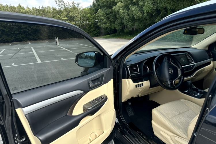 Used Toyota Highlander 2021 2.0T Four-Wheel Drive Elite Edition 7-Seater
