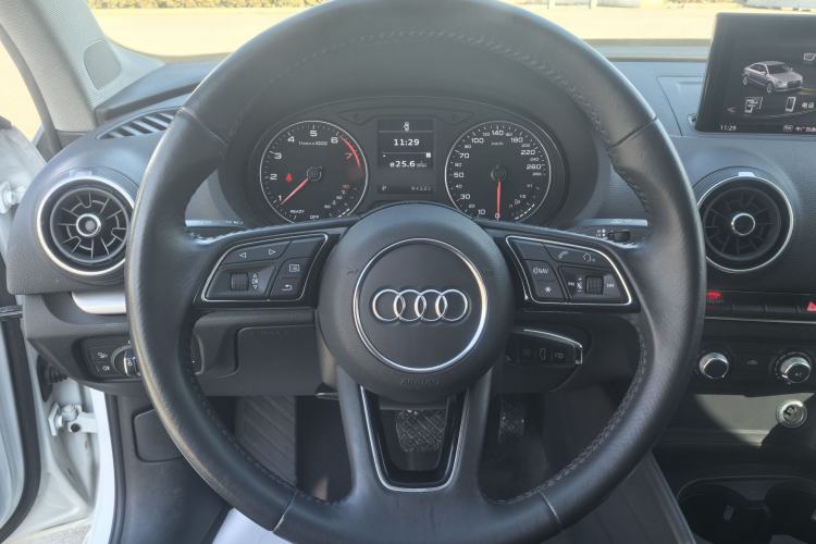 Used Audi A3 2019 Limousine 35 TFSI Ambition China V
