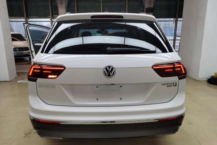 Used Volkswagen Tiguan L 2017 380TSI Automatic All-Wheel-Drive Luxury Edition
