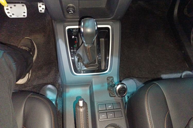 Used BAIC Off-Road BJ40 2016 40L 2.3T Automatic All-Wheel Drive Premium Edition