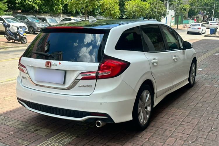 Used Honda Jade 2017 1.8L automatic Comfort version 5 seats