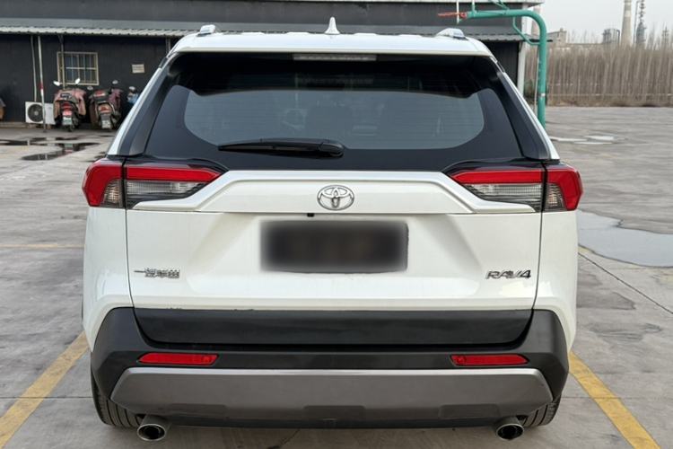 Used Toyota RAV4 2022 2.0L CVT Two-Wheel Drive Fashion Edition
