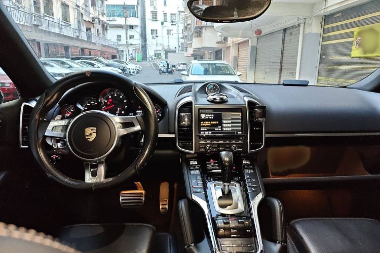 Used Porsche Cayenne 2014 Cayenne Platinum Edition 3.0T