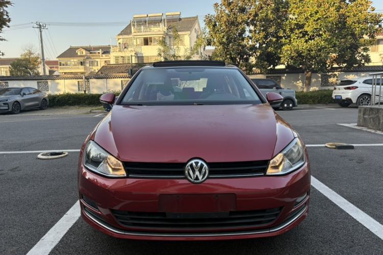 Used Volkswagen Golf 2015 1.6L Automatic Comfort Model
