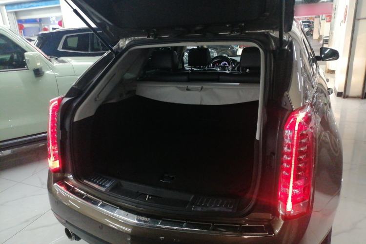 Used Cadillac SRX 2015 3.0L Comfort Version
