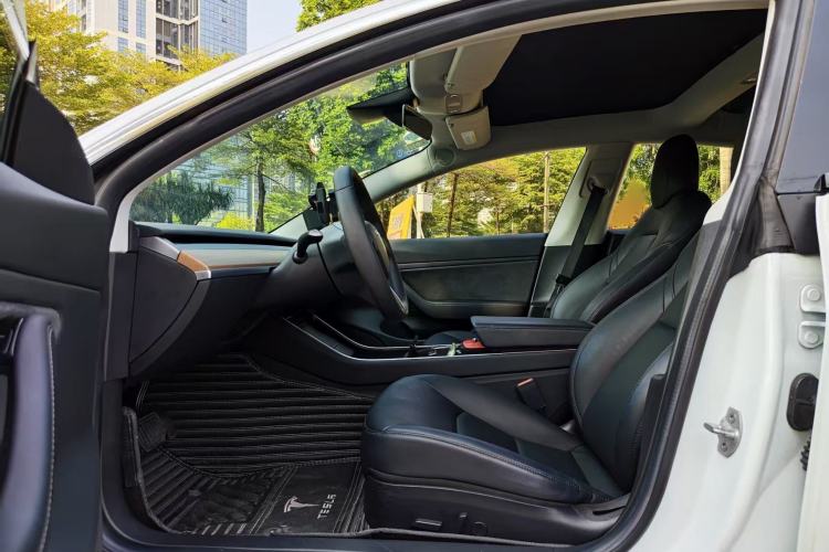 Used Tesla Model 3 2019 Standard Range Rear-Wheel Drive Upgraded Version (60 kWh)
