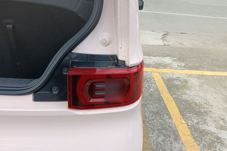 Used Wuling Hongguang MINIEV 2021 Macaron Fashion Edition Lithium-Ion Battery
