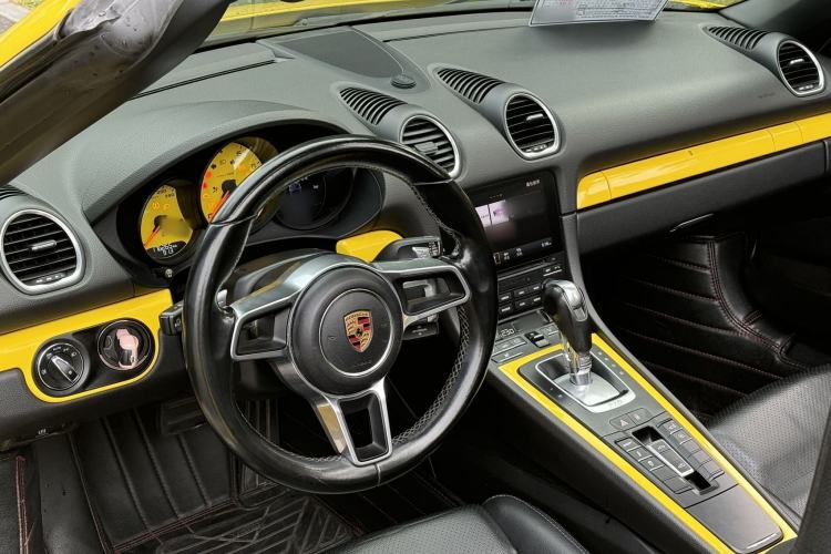 Used Porsche 718 2016 Boxster 2.0T
