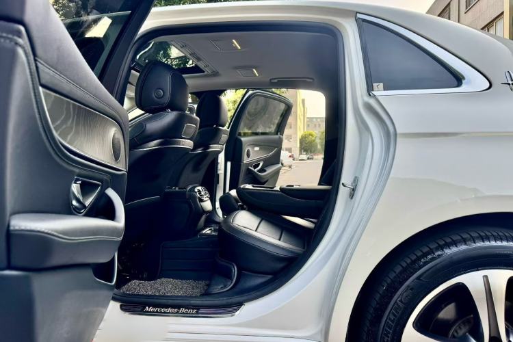 Used Mercedes-Benz E-Class 2018 Facelift E 200 L Sport Edition