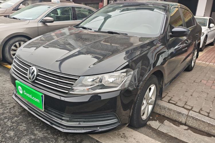 Used Volkswagen Lavida 2015 1.6L Manual Fashion Edition