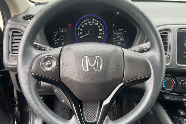 Used Honda Vezel 2015 1.8L CVT 2WD Elite Model