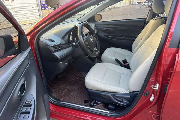 Used Toyota YARiS L 2016 Revised 1.5E CVT Charming Edition
