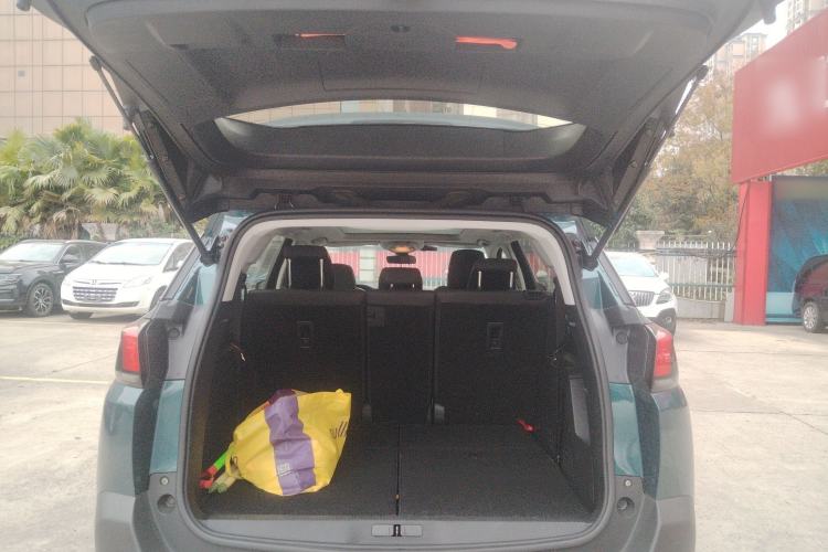 Used Peugeot 5008 2017 350THP 7-Seater Elite Edition
