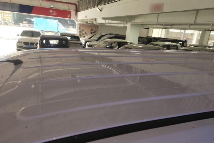 Used Wuling Yangguang 2024 300KM Comfort Version Passenger Van 75kW
