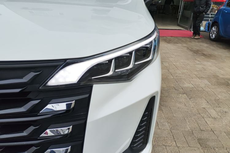 Used GAC Trumpchi M6 2021 270T DCT Luxury Edition (6 Seats)
