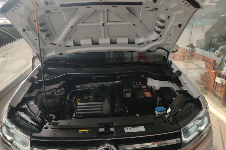 Used Volkswagen Tharu 2020 280TSI Two-Wheel Drive Luxury Edition China VI Standard
