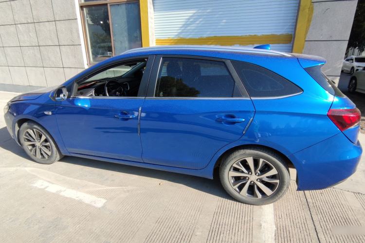 Used Buick Excelle GX 2018 18T Automatic Elite Model
