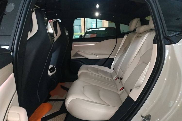 Used  SU7 2024 Four-Wheel Drive Ultra-Long Range Advanced Intelligent Driving Max Edition
