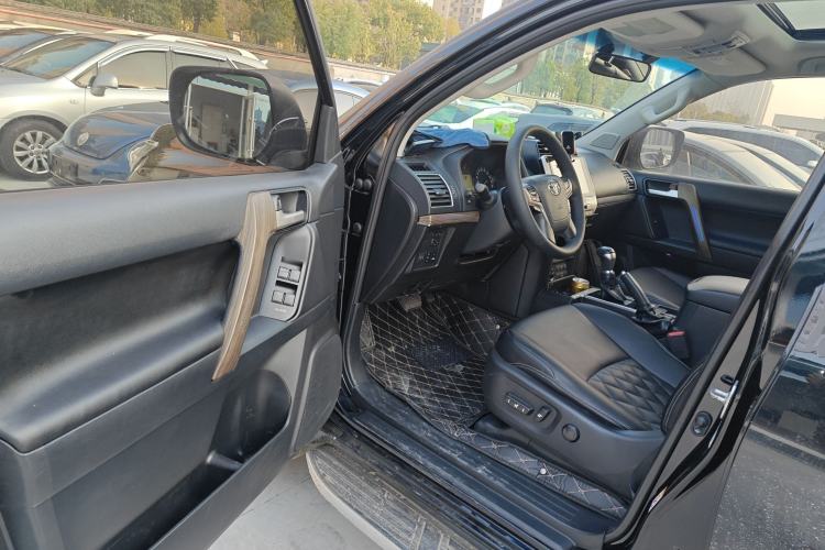 Used Toyota Prado 2018 3.5L Automatic TX
