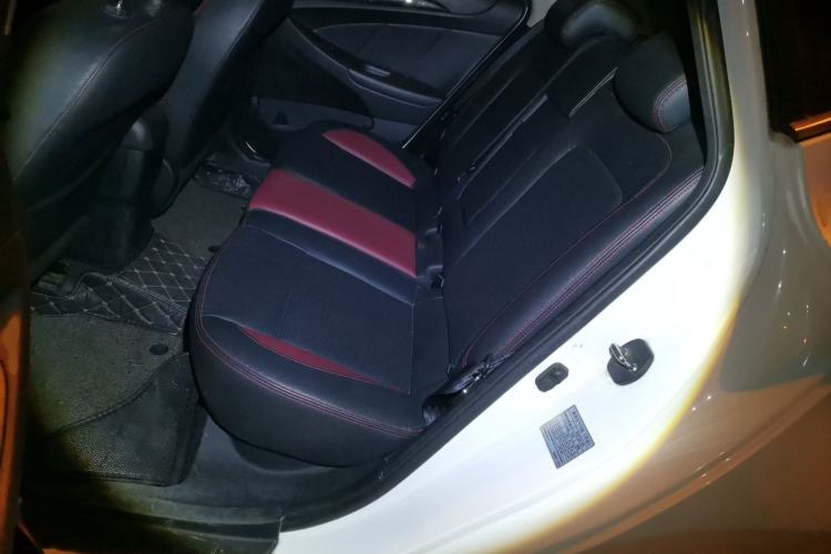 Used Changan Eado 2015 1.6L Automatic Junku Model China IV Standard
