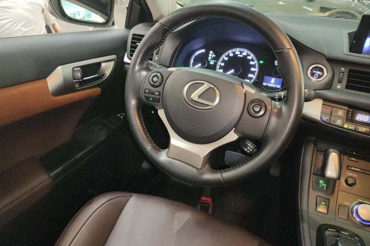 Used Lexus CT 2017 CT200h Comfort Edition Monochrome China V Standard