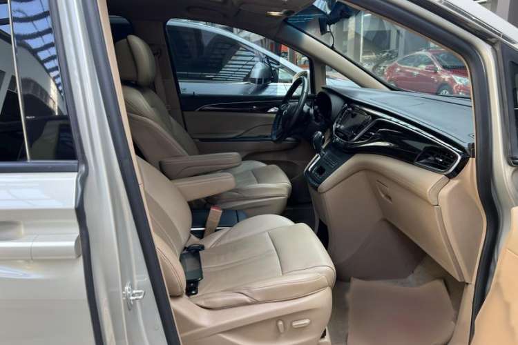 Used Buick GL8 2017 ES 28T Premium Version China V Standard
