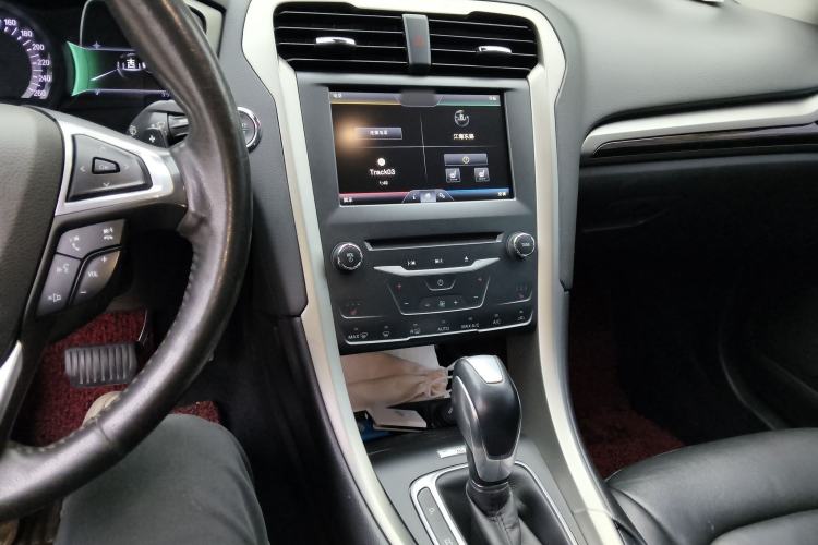 Used Ford Mondeo 2013 2.0L GTDi 200 Luxury Model
